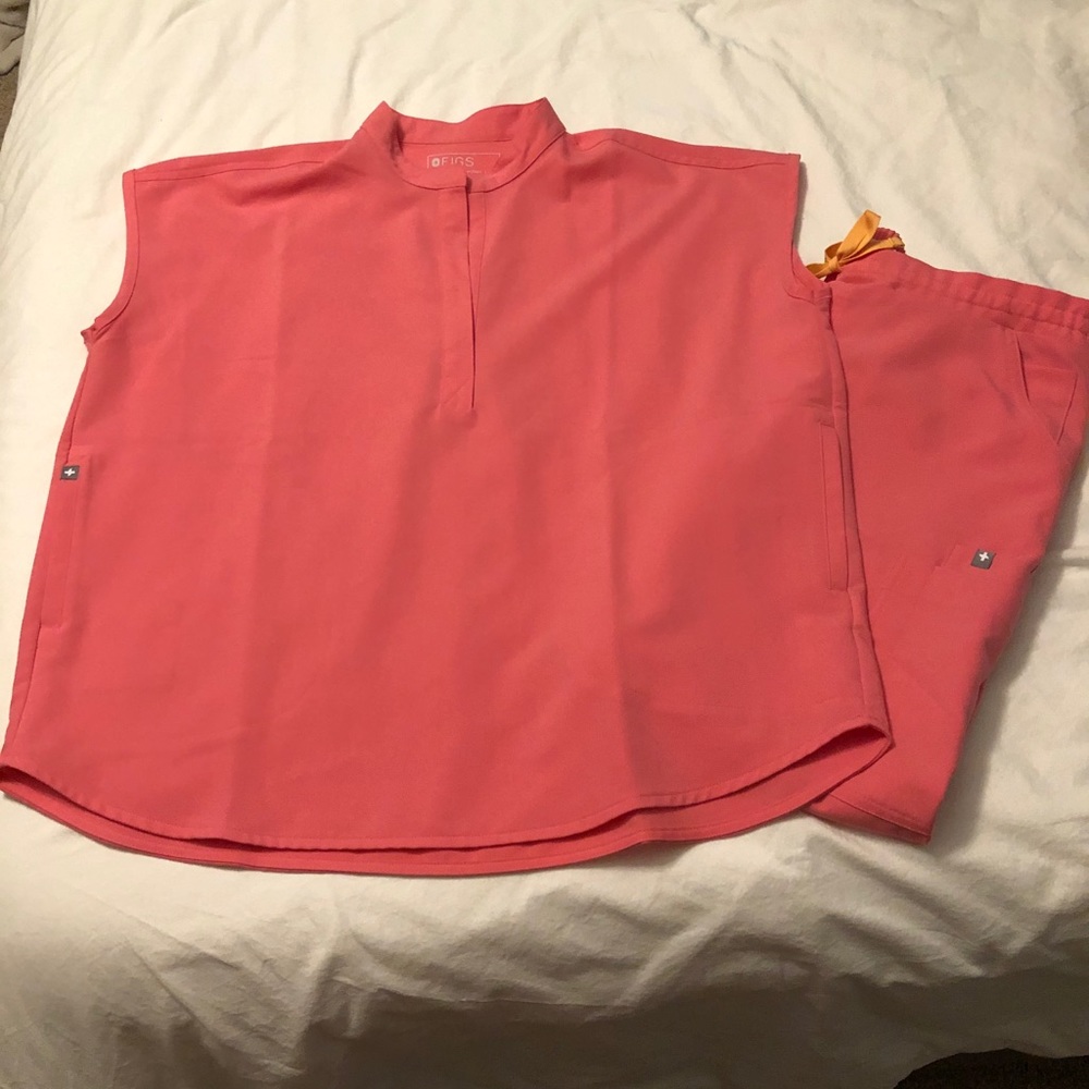 Neon Pink Figs Medium/Medium Petite Rafael & Yola